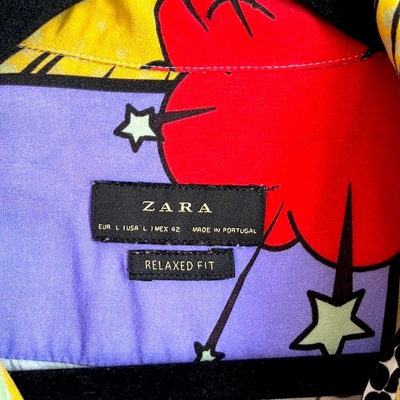 Zara comic print button shirt. Size: Large - Picture 4 of 6
